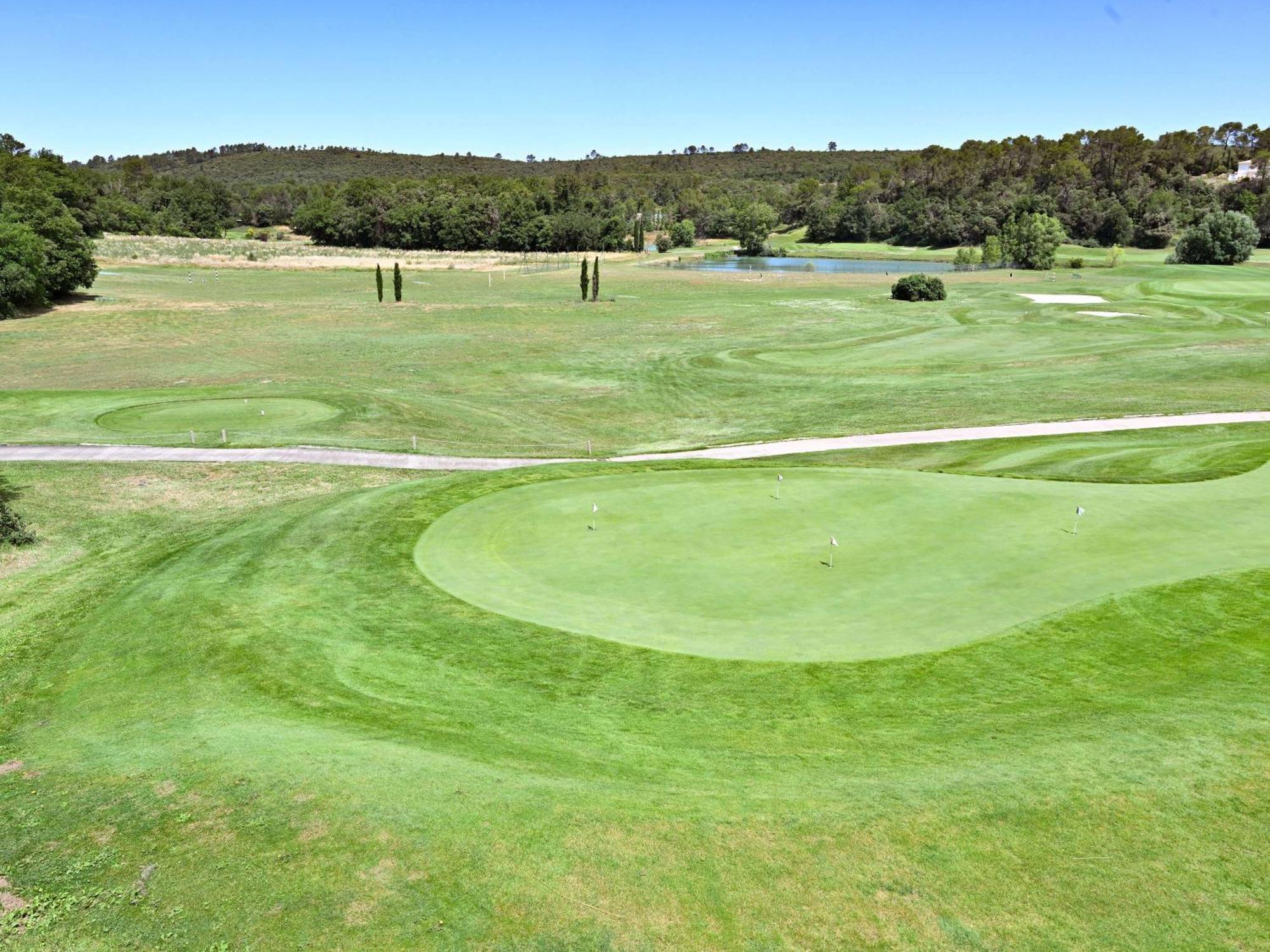 Mercure Brignoles Golf De Barbaroux & Spa Eksteriør billede