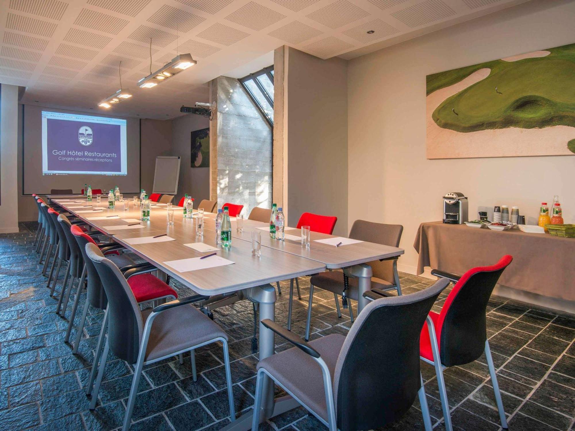 Mercure Brignoles Golf De Barbaroux & Spa Eksteriør billede