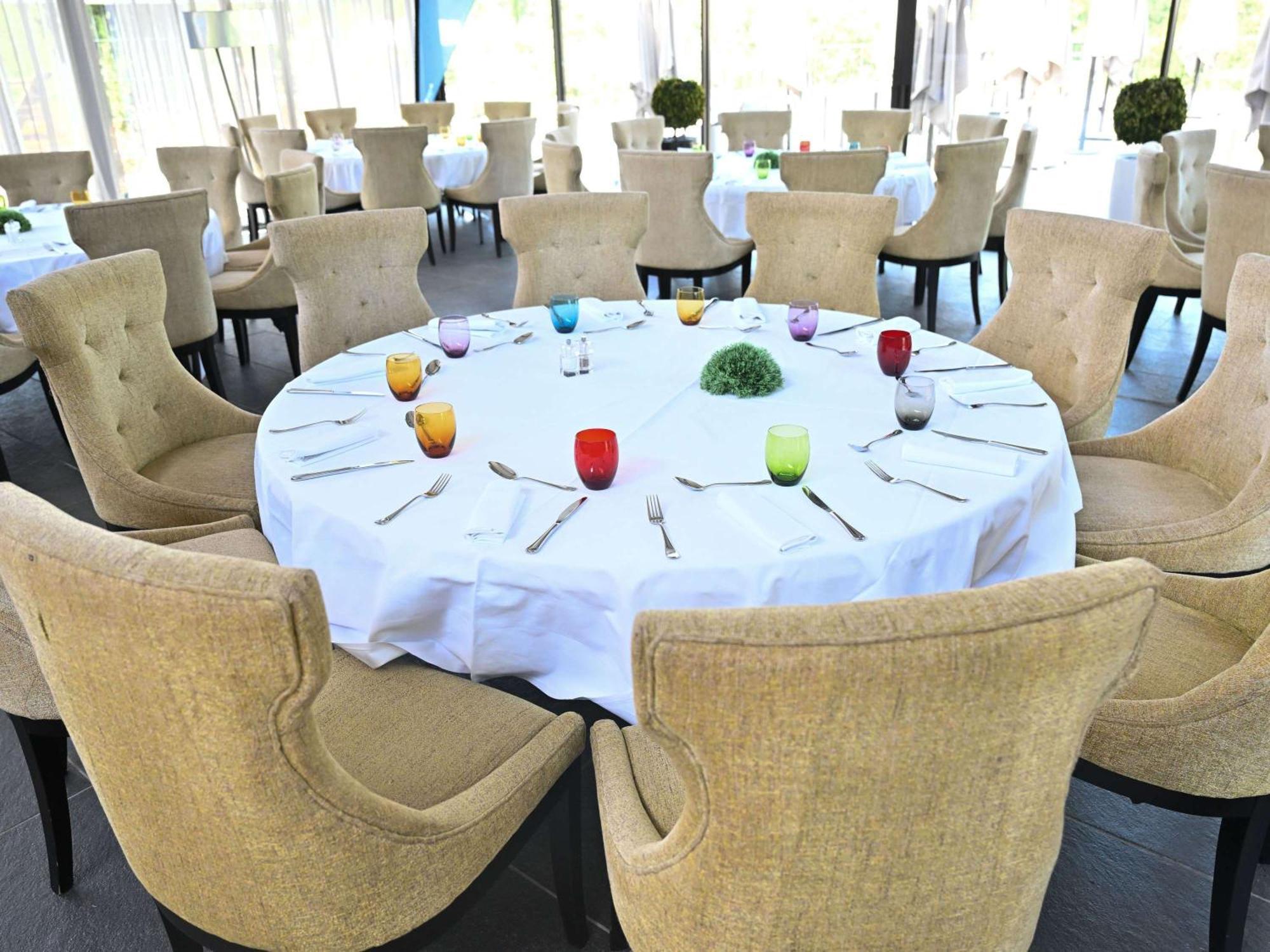 Mercure Brignoles Golf De Barbaroux & Spa Eksteriør billede