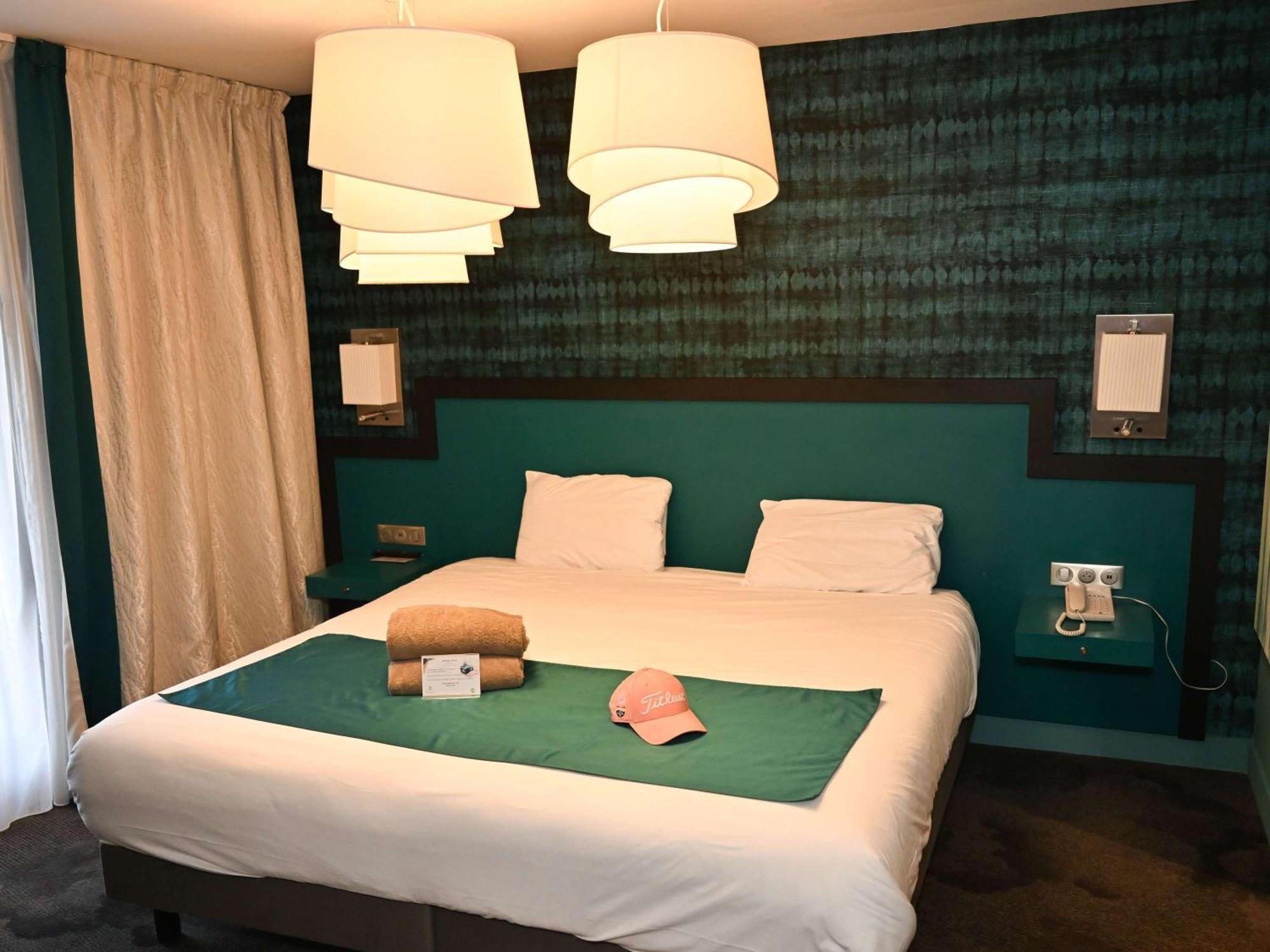 Mercure Brignoles Golf De Barbaroux & Spa Eksteriør billede