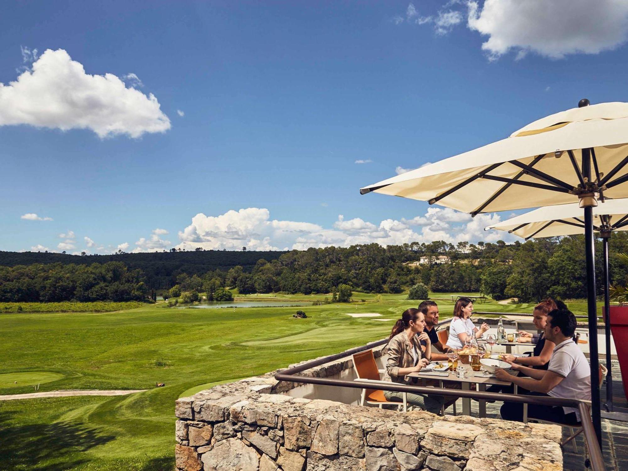 Mercure Brignoles Golf De Barbaroux & Spa Eksteriør billede